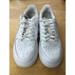 Nike Air Force 1 White Kids Sneaker Leather Lace Up Size 2.5